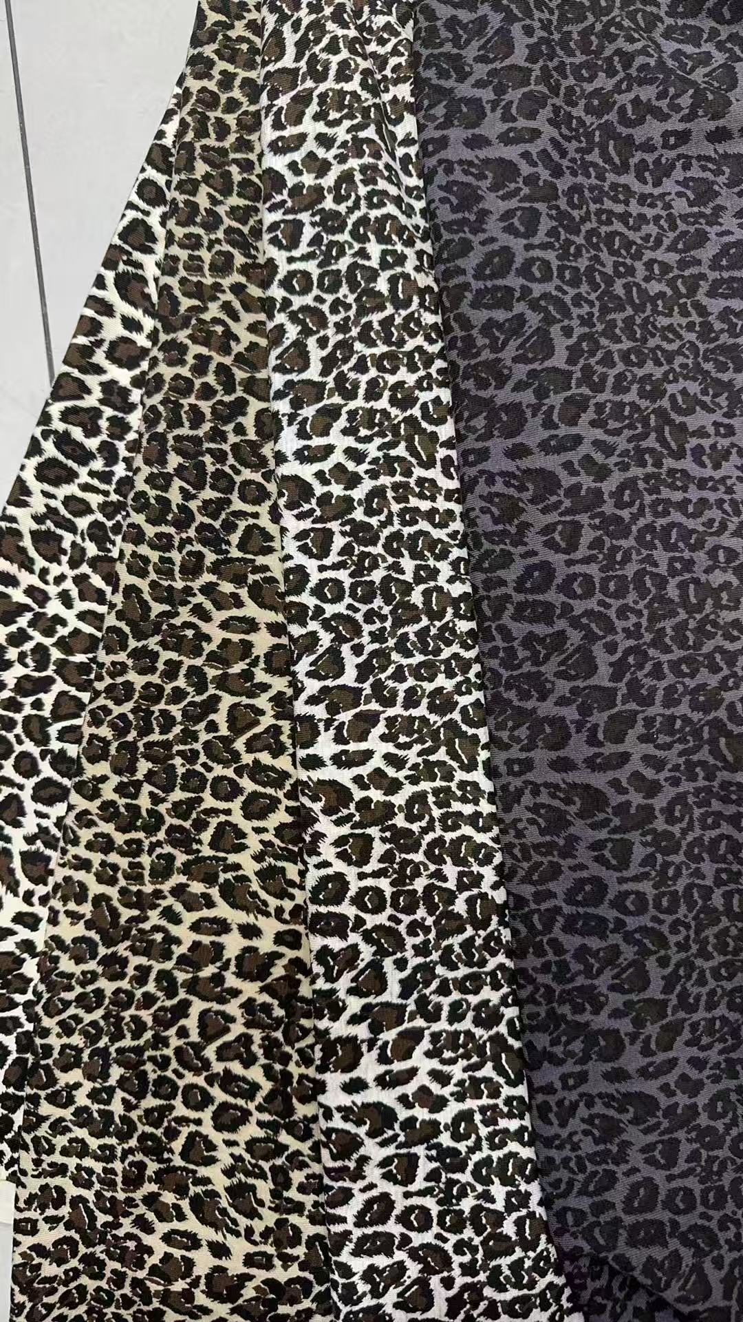 1x1随心裁印花豹纹