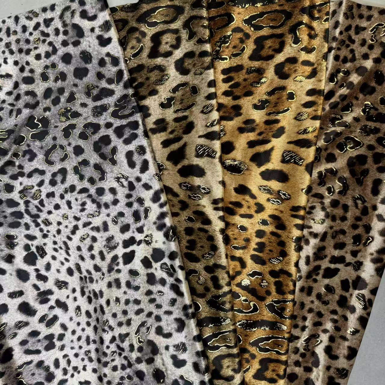 韩国绒印花豹纹