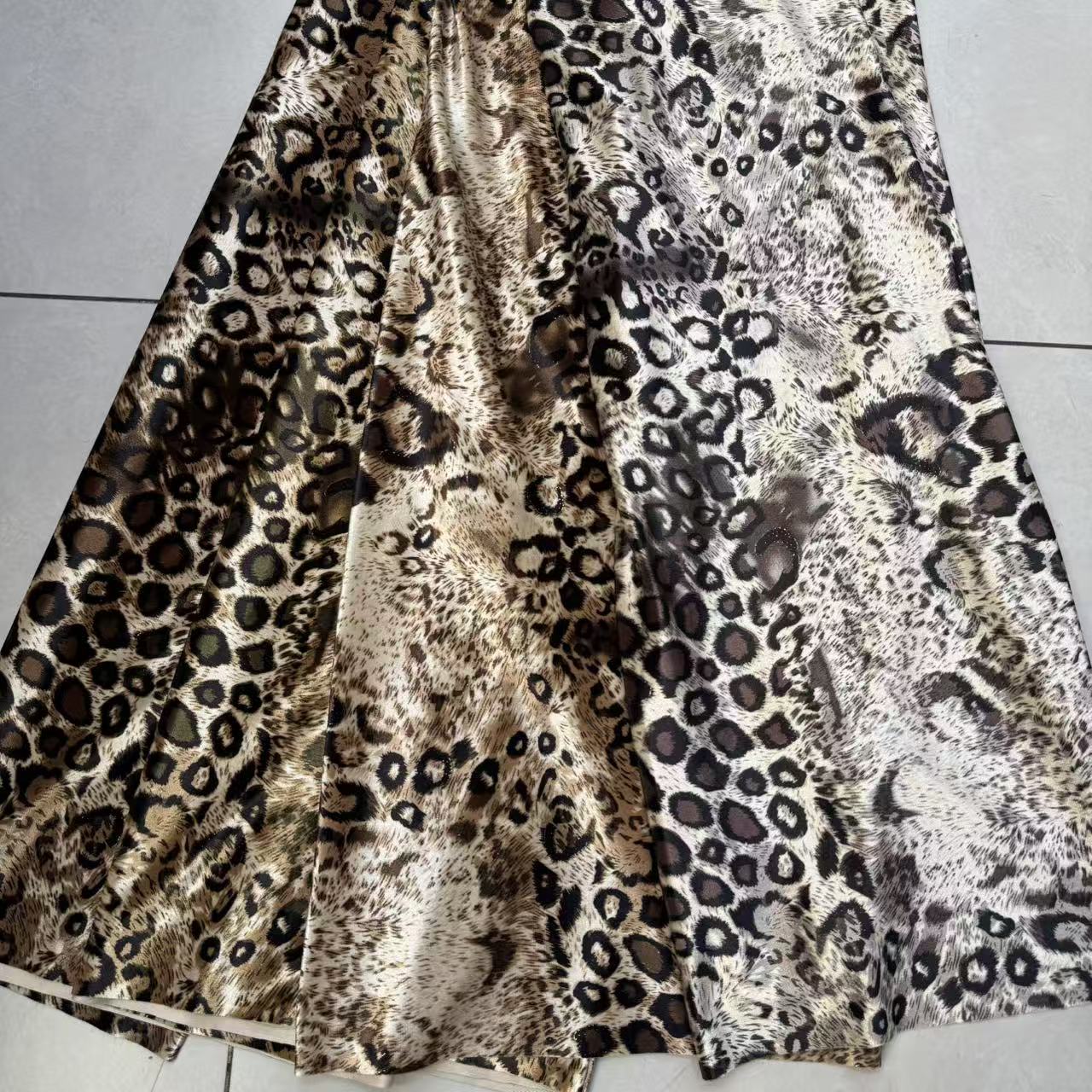 韩国绒印花豹纹